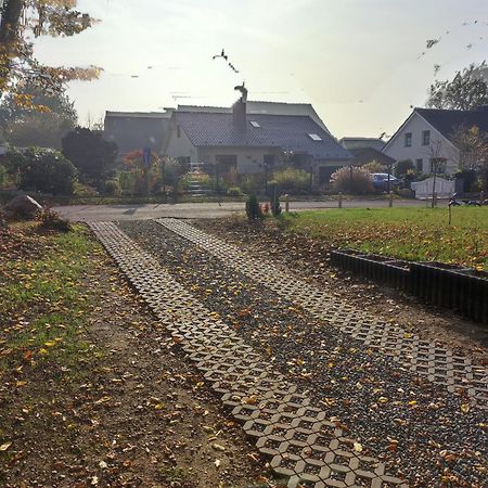 Moderne Ferienwohnung Fuer Familien Im Dachgeschoss Bosau Екстер'єр фото