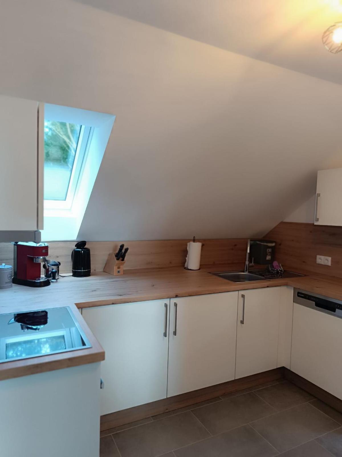 Moderne Ferienwohnung Fuer Familien Im Dachgeschoss Bosau Екстер'єр фото
