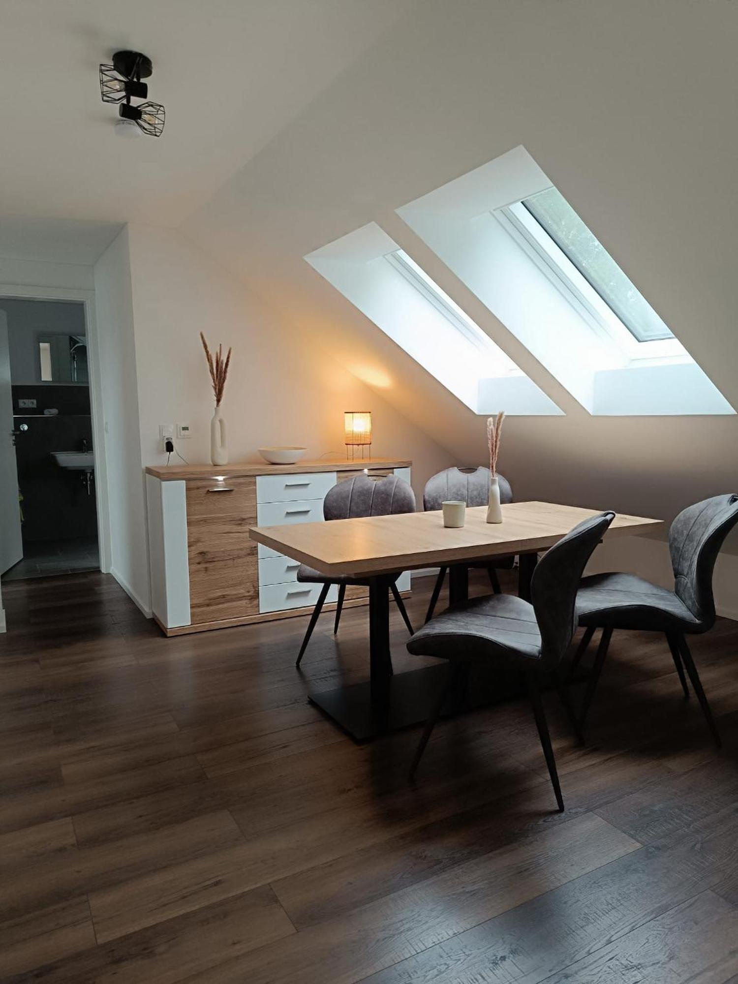 Moderne Ferienwohnung Fuer Familien Im Dachgeschoss Bosau Екстер'єр фото